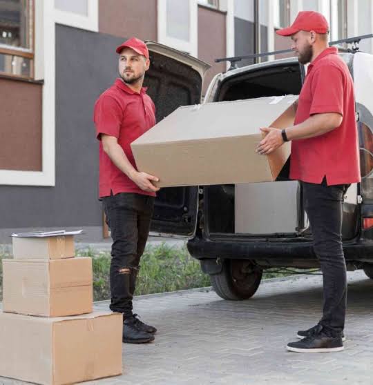 Professional commercial movers near me in Karachi for businesses