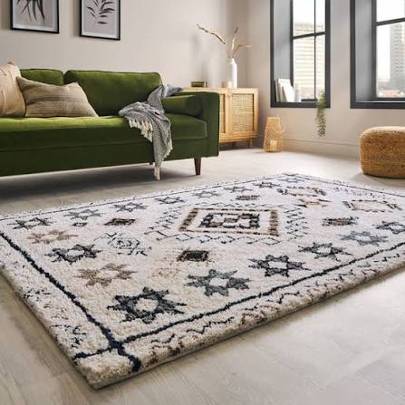 Elegant floor coverings throughout the city with hand-knotted designs