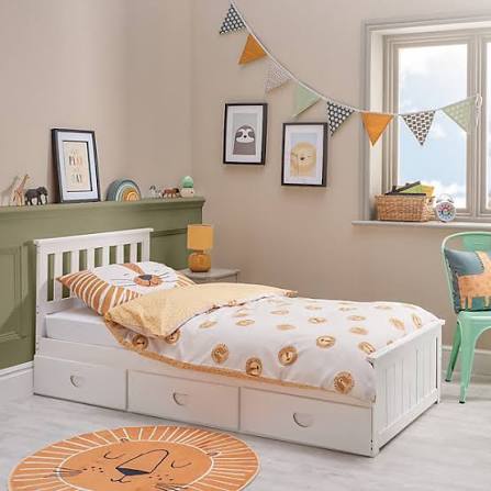 Compact bedroom solutions in your vicinity with built-in storage options
